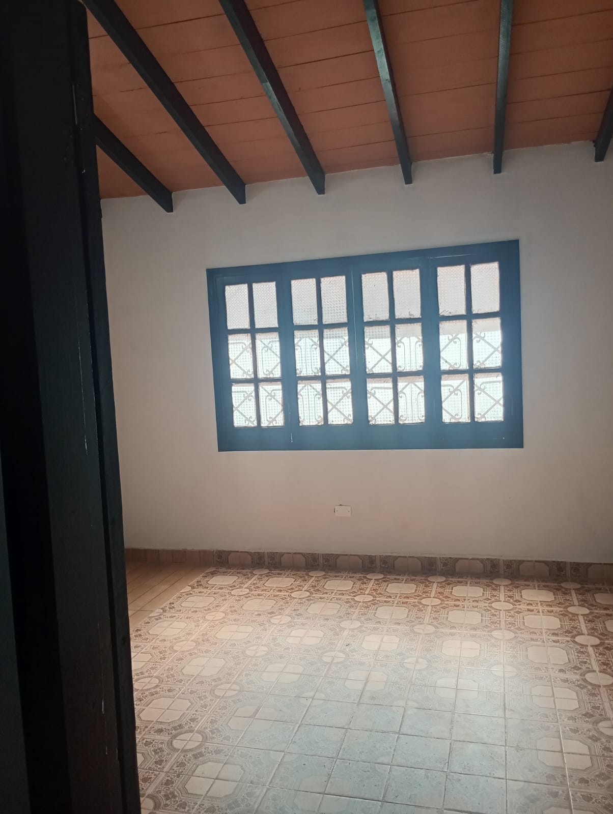 Casa en alquiler en Lambaré — foto 3