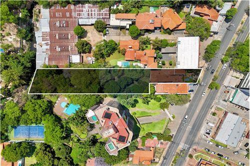 Vendo terreno sobre avenida Sacramento — foto 3