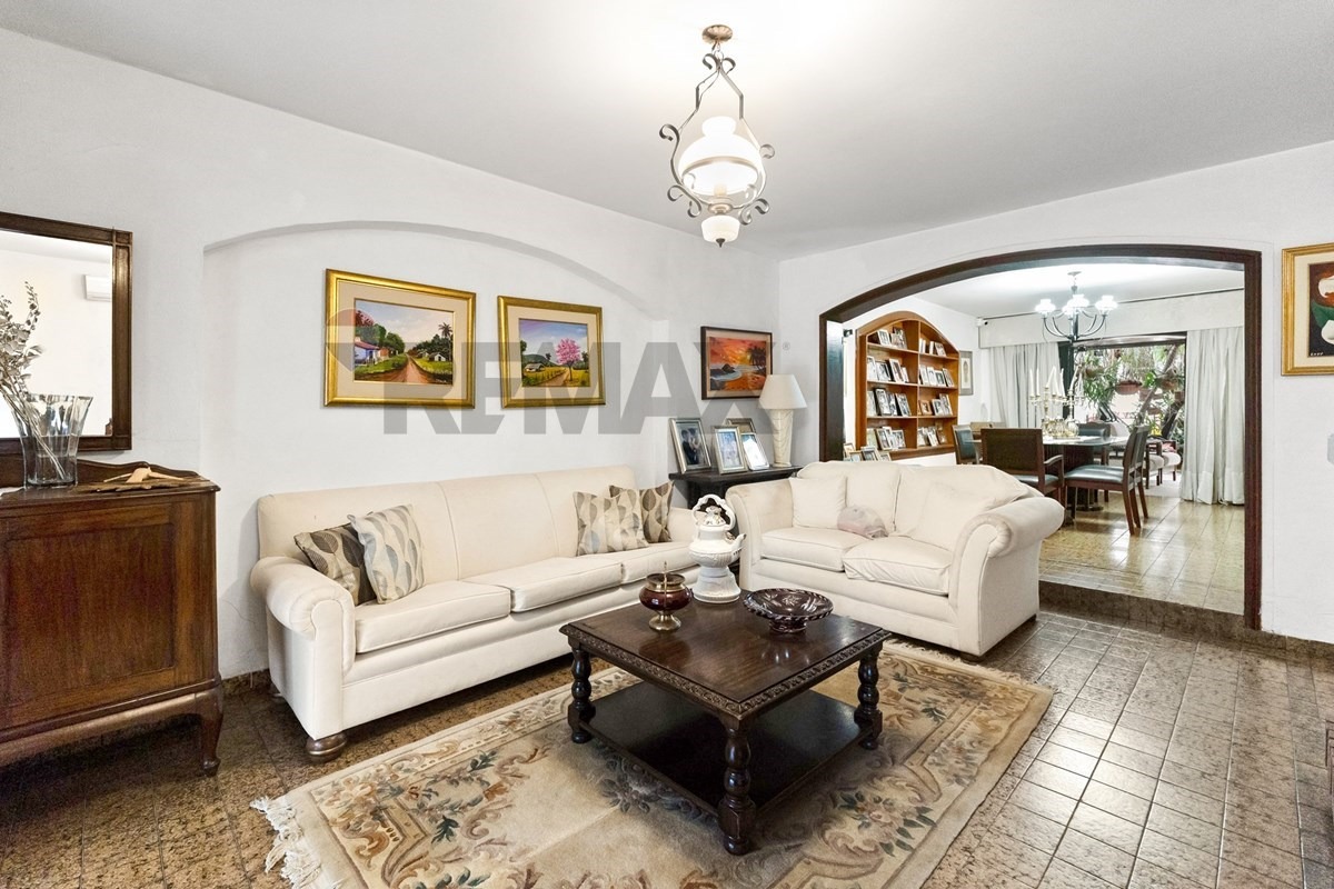 EN VENTA CASA ZONA SHOPPING DEL SOL — foto 3