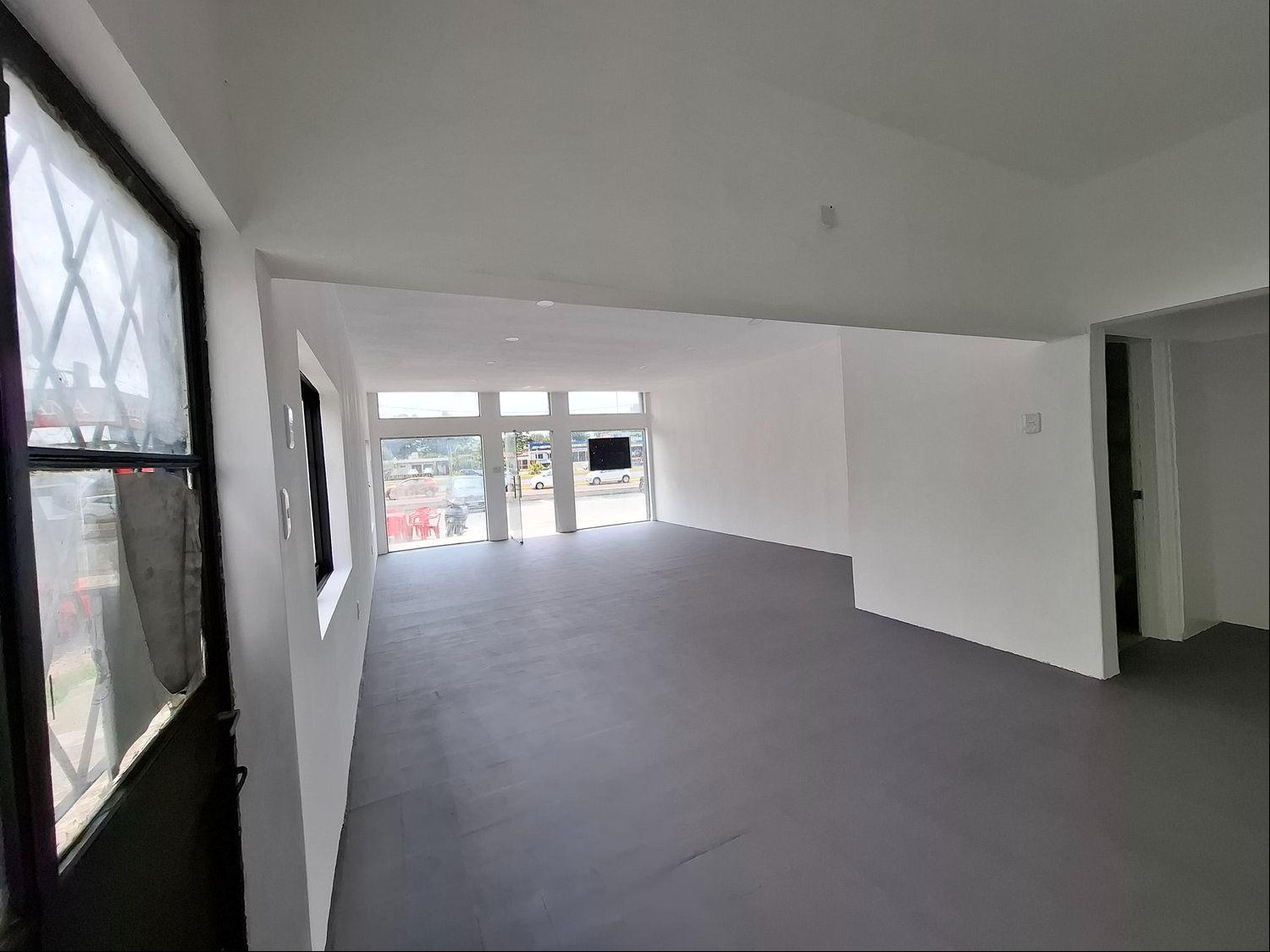 LOCAL  COMERCIAL,  EN LAGOMAR SOBRE GIANNATTASIO · Foto 9