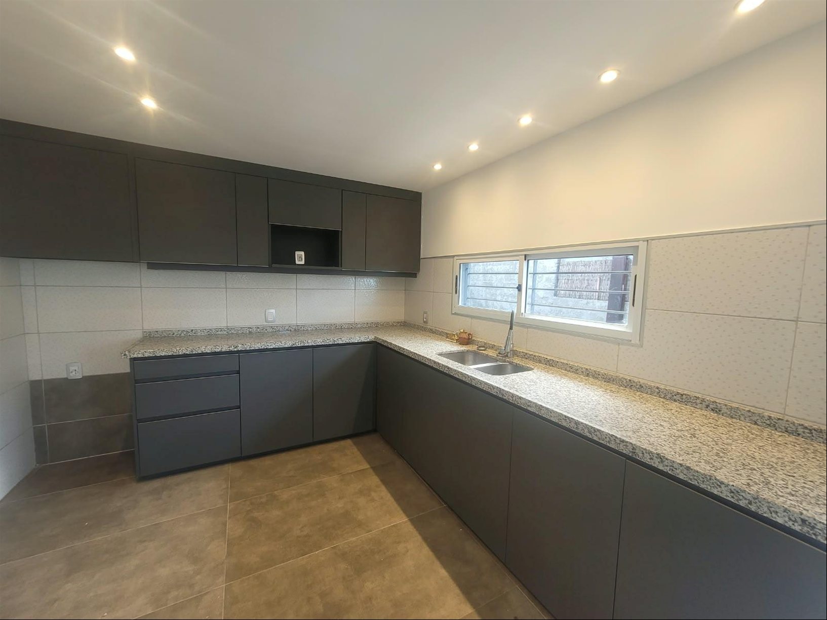 Alquiler Casa Lagomar 3 Dormitorios 1 Baño, Ciudad de la Costa · Foto 11