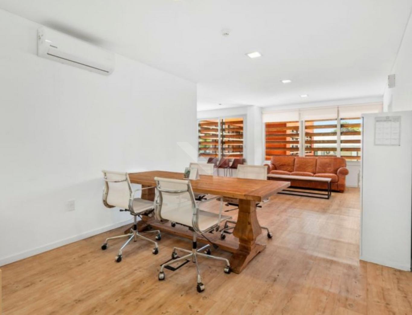 Alquiler oficina CARRASCO SUR. 3 privadas y una grande. Cocina · Foto 4