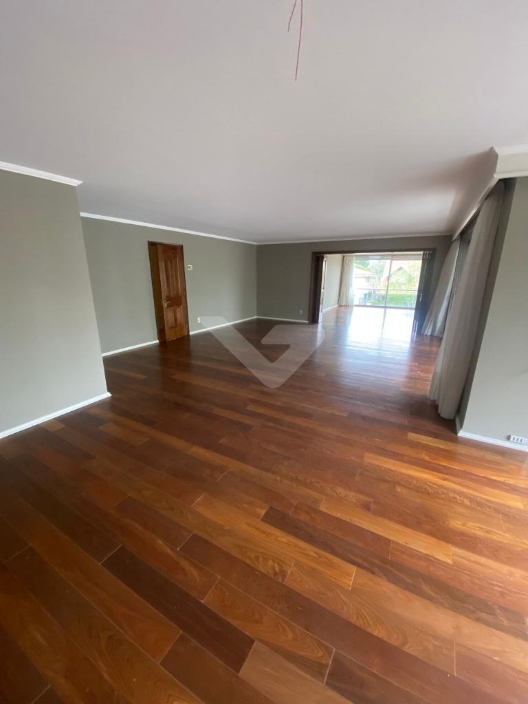 Alquiler apartamento en CARRASCO SUR- 3 dormitorios y servicio. Vigilancia