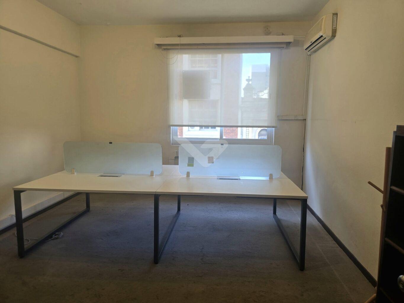 Alquiler Oficina Ciudad Vieja · Foto 8