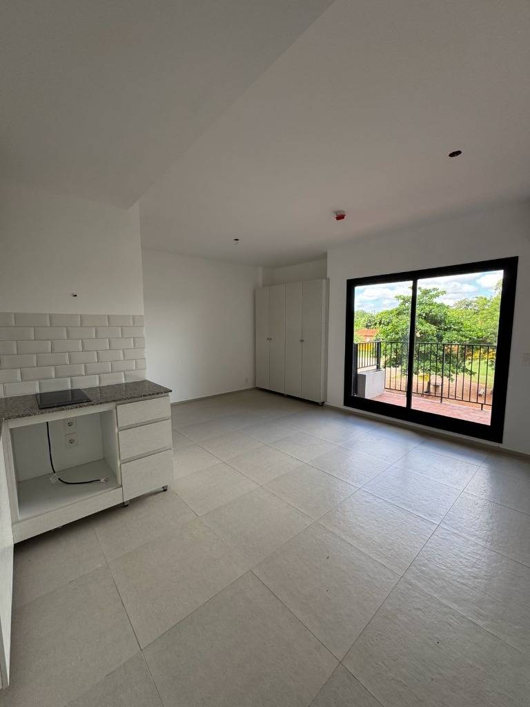 VENDO MONOAMBIENTE EN LUQUE - OGA CIUDAD JARDIN — foto 3