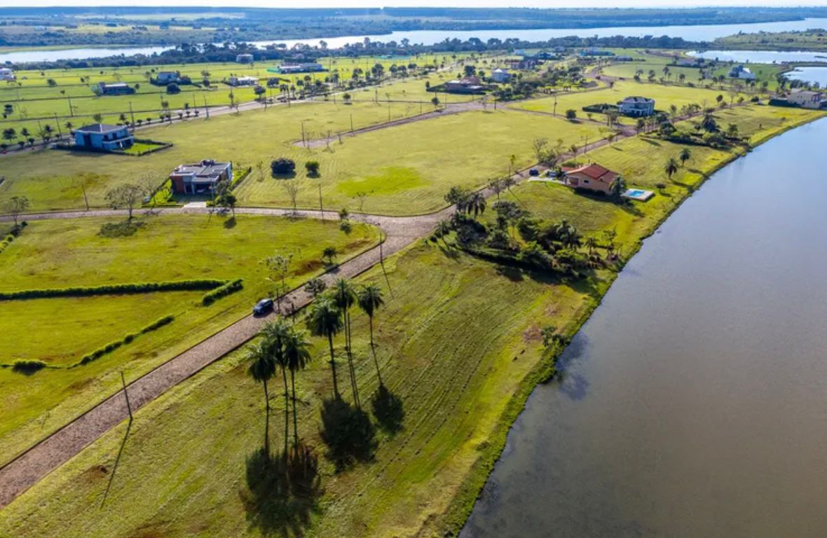 EN VENTA TERRENO DE 872 M2 - BARRIO CERRADO COSTA DEL LAGO - HERNANDARIAS — foto 2