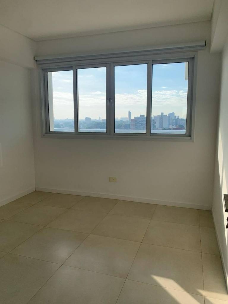 Vendo departamento 2 habitaciones 2 cocheras LAS MERCEDES — foto 3