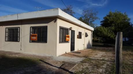 Casa PrÓxima Al Bus