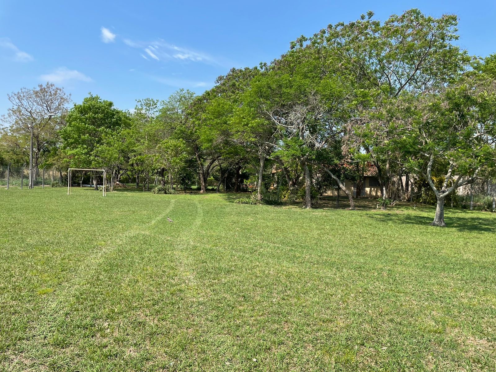 VENDO TERRENO SURUBI'I. Superficie: 2086m2. Ubicado a 150m de la Avda. Principal — foto 2