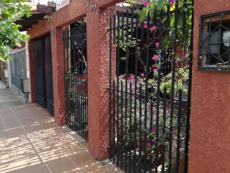 Hermosa Casa Centrica En Venta