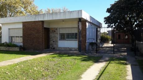 Hermosa Casa En Colon Con Gran Terreno