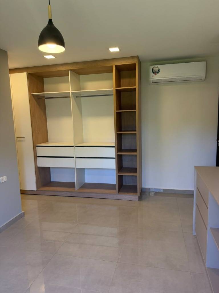 ALQUILO CASA EN BARRIO CERRADO – LUQUE — foto 2