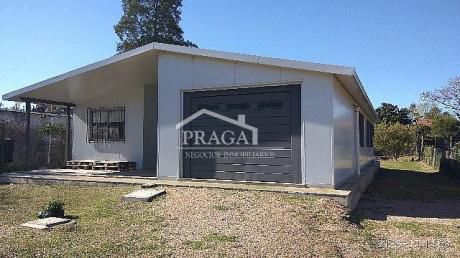Casas En Parque De Solymar