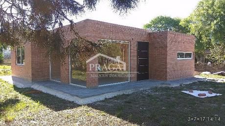 Casas En Parque De Solymar