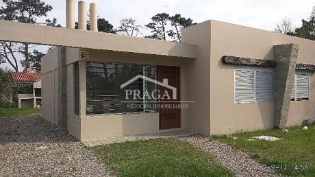 Casas En Lomas De Solymar