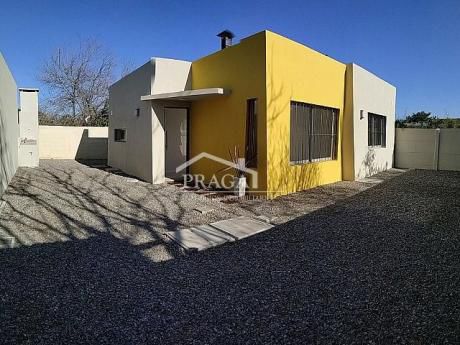 Casas En Lomas De Solymar
