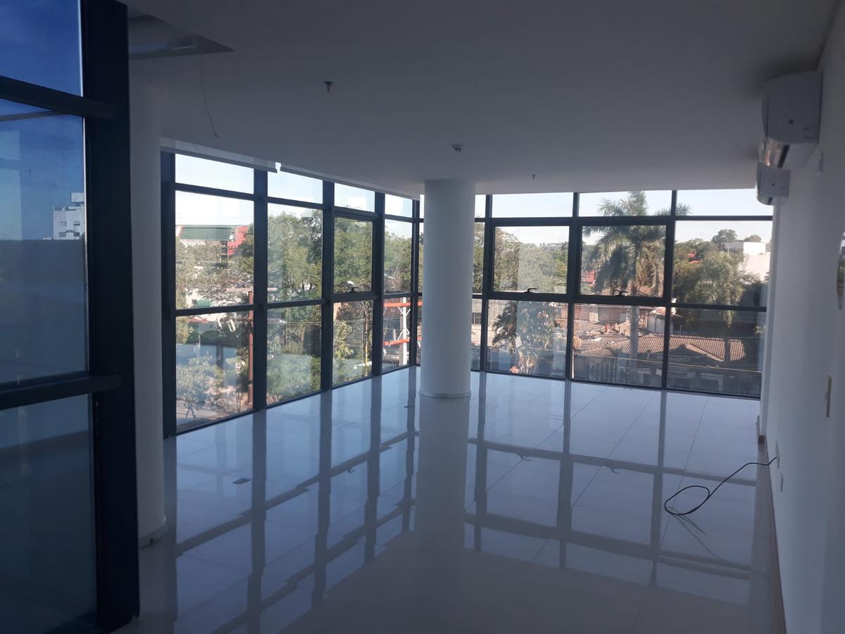 Vendo Oficina Rentada De 70 m2 En Edificio Trading Park — foto 2