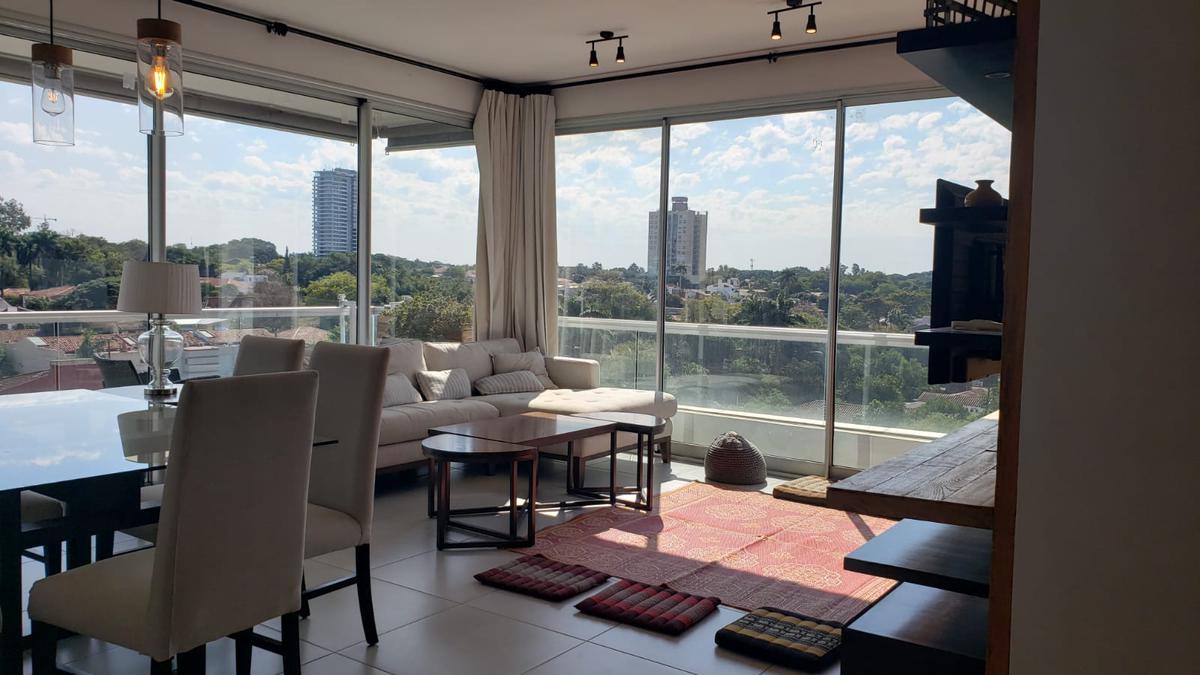 Vendo Departamento de Dos Dormitorios Amoblado Con Dos Cocheras En Barrio Madame Lynch — foto 2