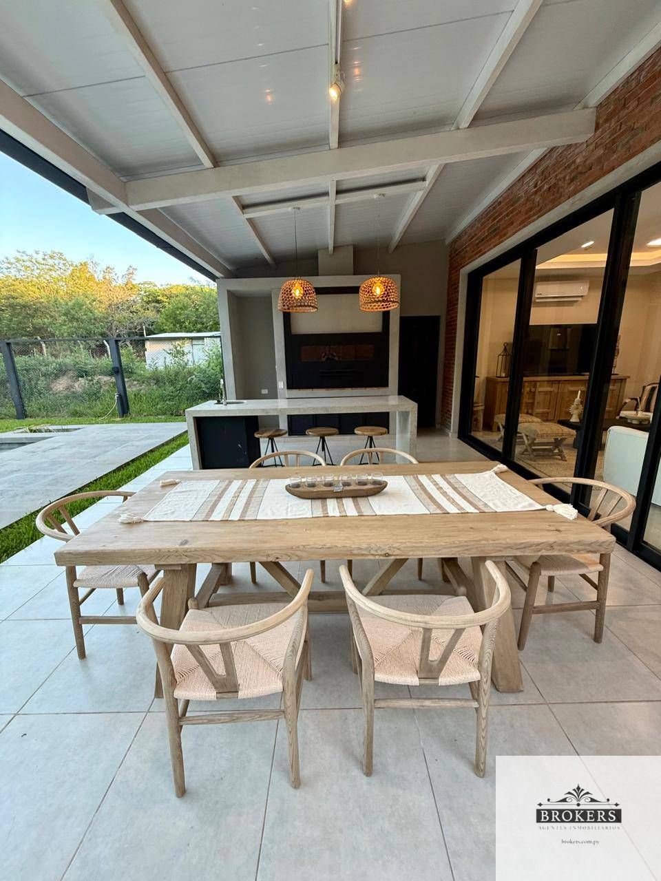 Vendo Casa a Estrenar Full Amoblada De 3 Dormitorios Con Piscina En Sanber — foto 3