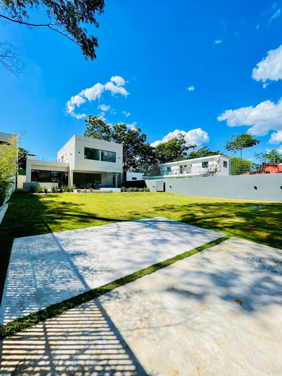 Vendo Casa a Estrenar De 4 Dormitorios Con Piscina En San Bernardino — foto 3