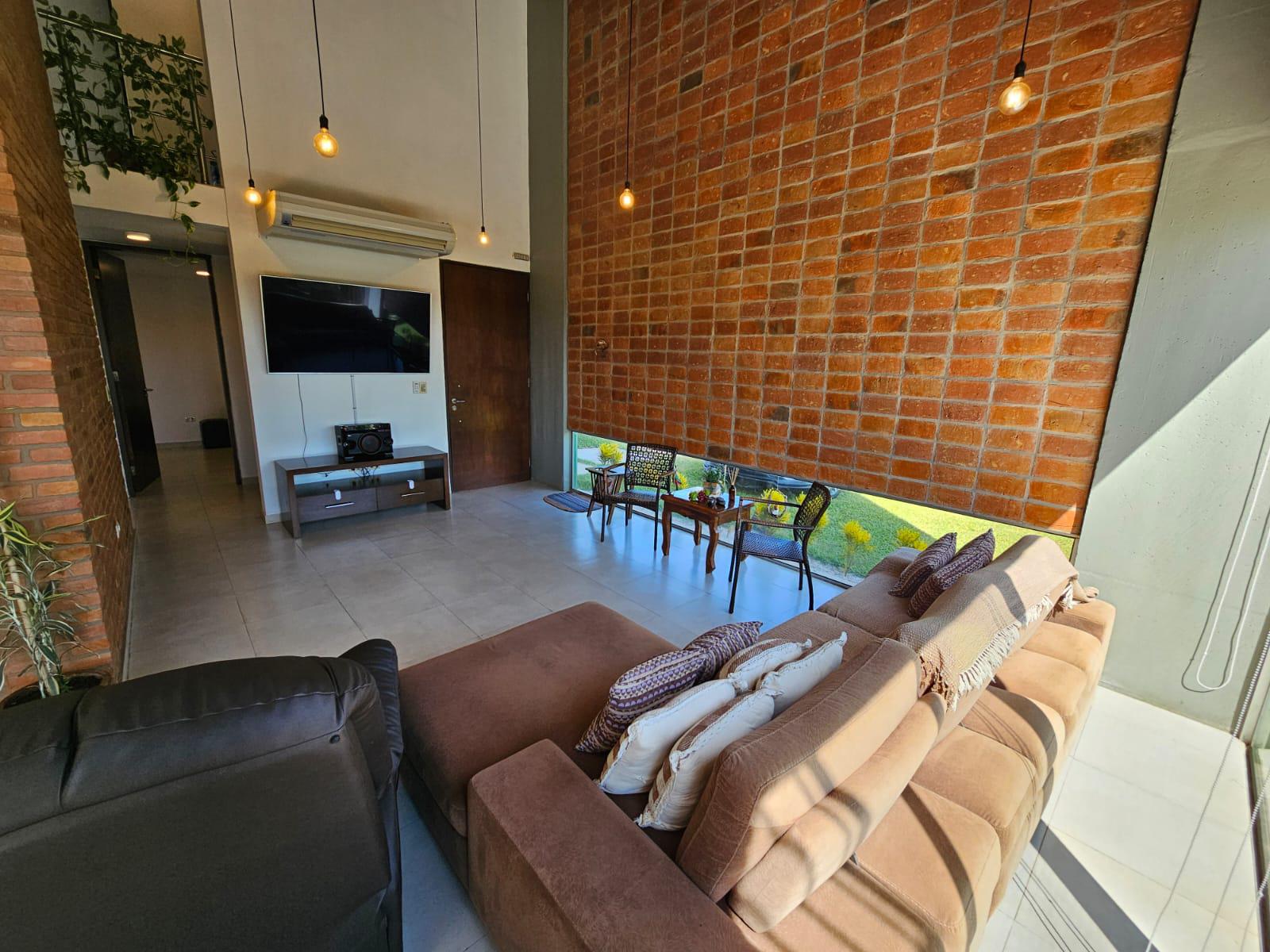 Vendo Casa De 4 Dormitorios Amoblada y Equipada Con Piscina En Aqua Village — foto 3