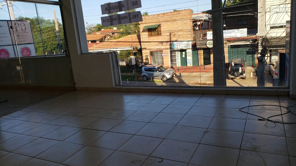 Alquilo Local de 25 M2 En Fdo. de la Mora a pasos de Mcal Lopez — foto 3