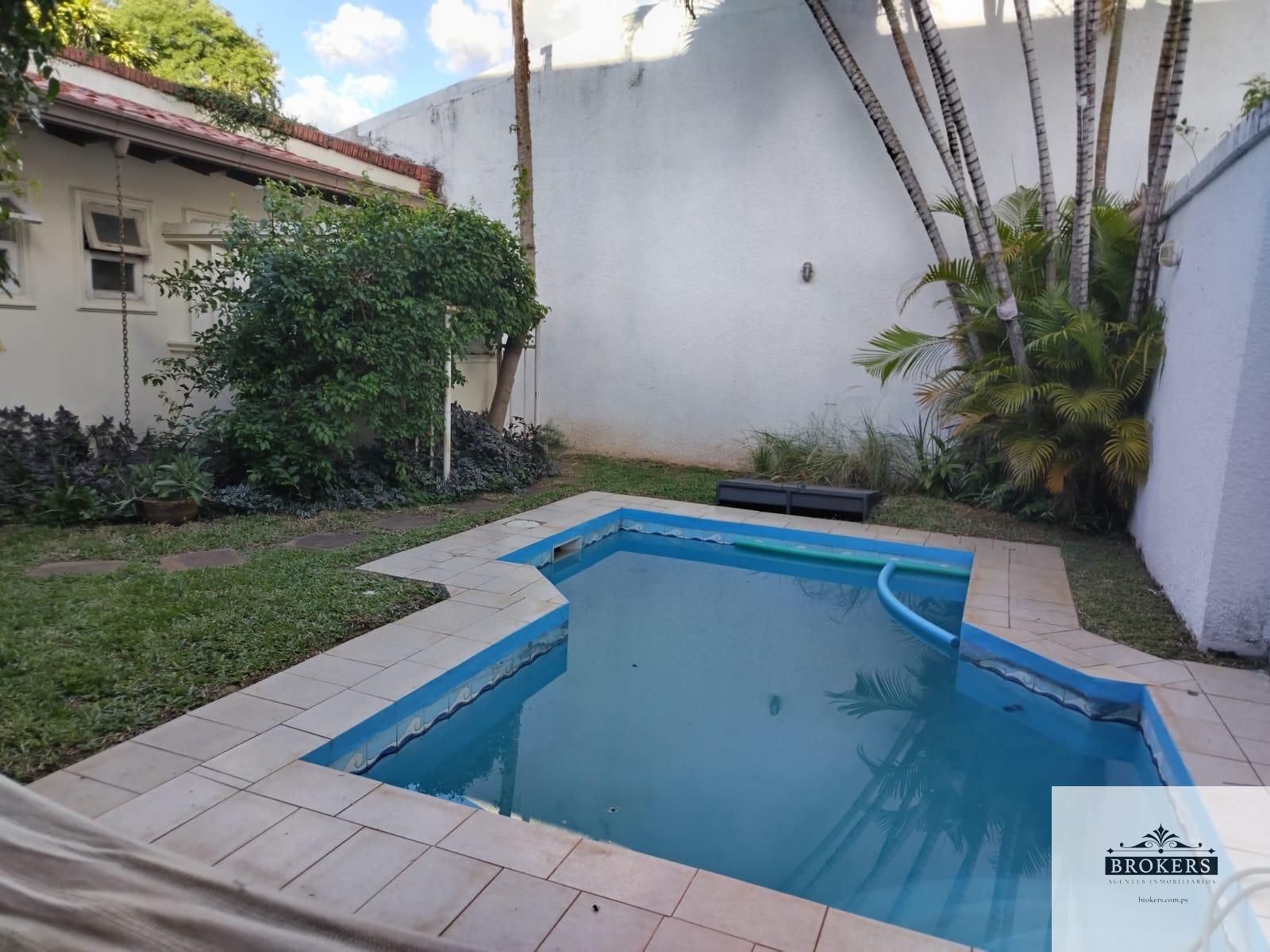 Casa en alquiler en Ycuá Satí
