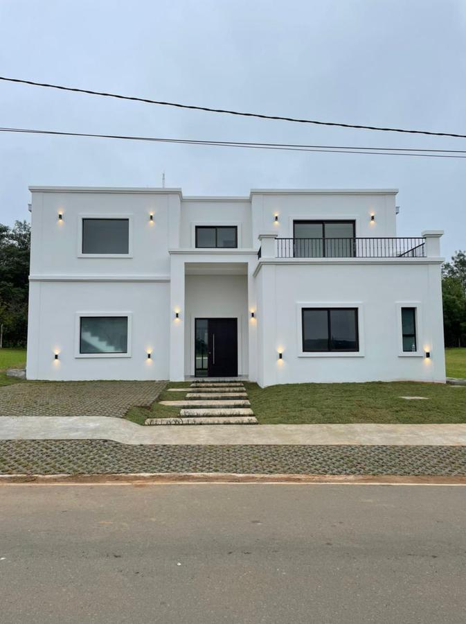 Vendo Hermosa Residencia a Estrenar De 5 Suites Con Piscina En Aqua Village — foto 2