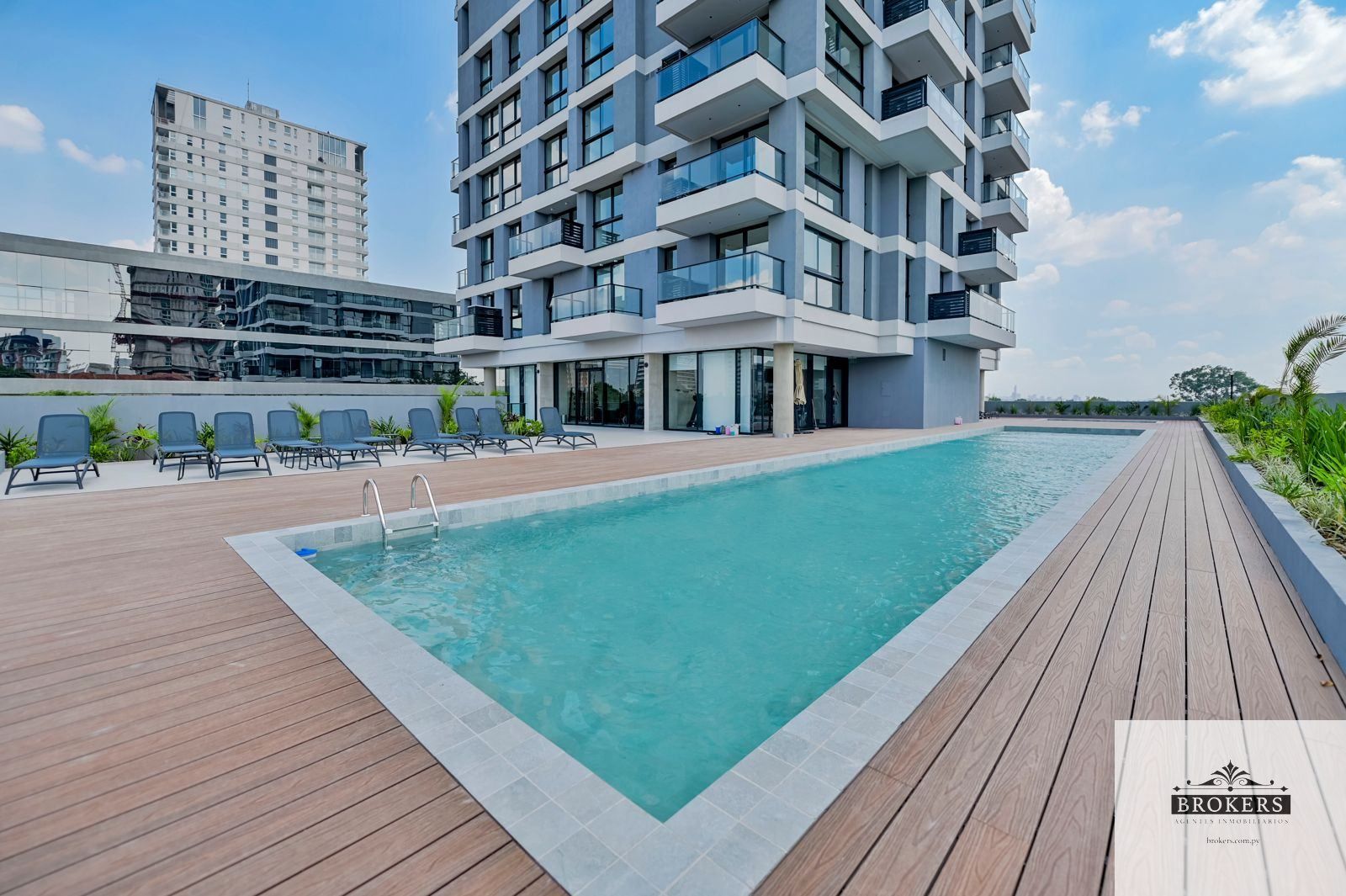 Departamento en venta bajo precio de mercado en Las Carmelitas