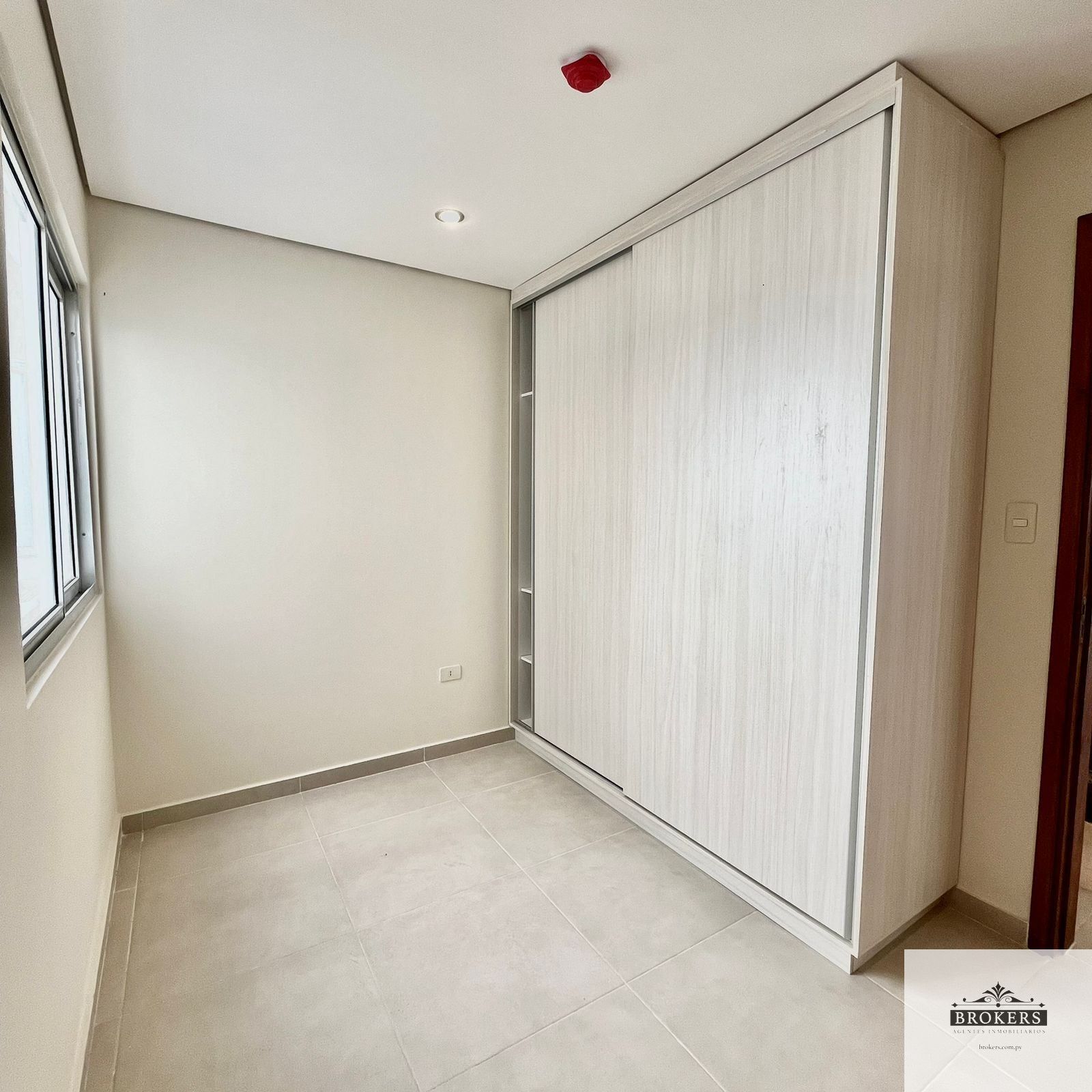 Alquilo Dpto- 2 dormit.  71,65 m2 a estrenar Bo. Las Mercedes — foto 3