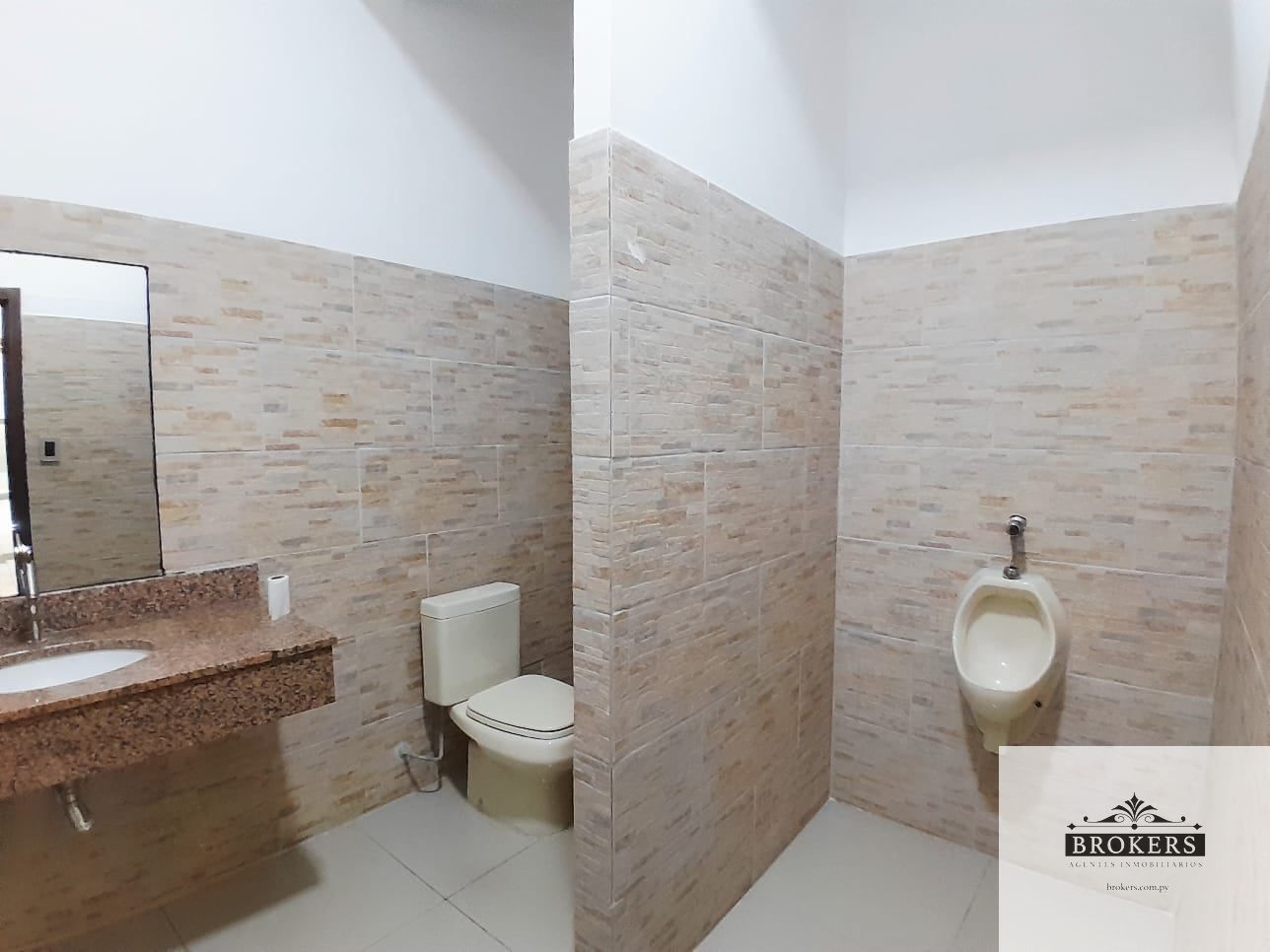 Alquilo Oficina Corporativa de 223 m2. ubicado s/Av. Av. del Chaco — foto 3