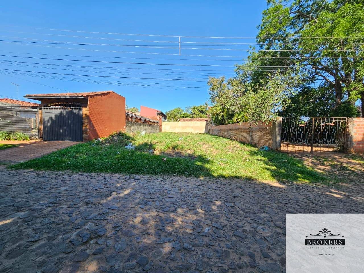 Vendo Hermoso Terreno De 360 m2 En Laurelty - Luque — foto 2