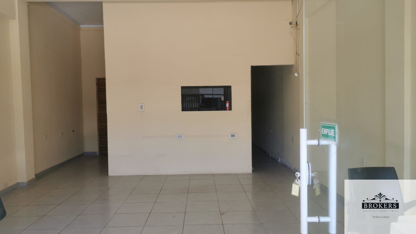 Local Comercial de 50 m2 en alquiler ubicado en Villa Amelia San Lorenzo — foto 3