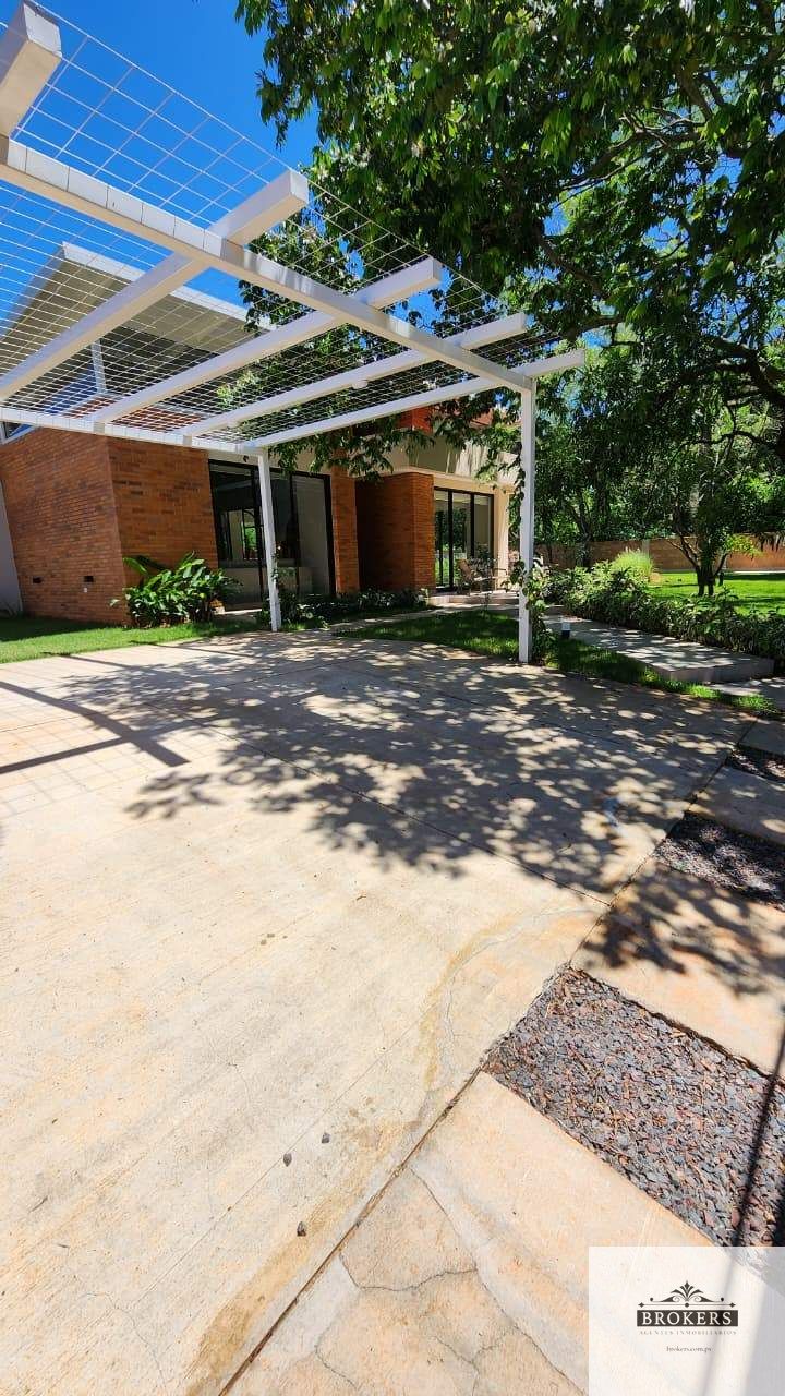 Vendo Casa a Estrenar De 4 Dormitorios en San Bernardino Zona Country Club — foto 2