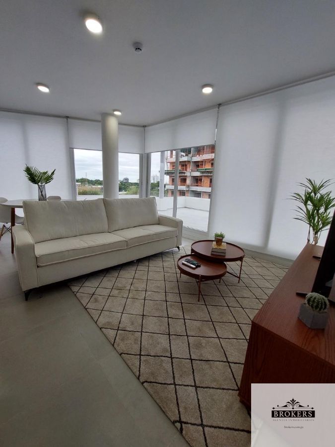 Vendo Departamento de Dos Dormitorios Amoblado con amplia terraza  en B.Herrera — foto 3
