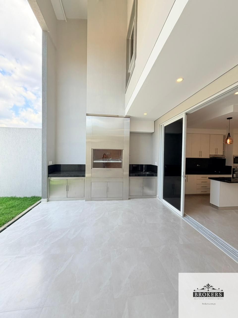 Casa en venta en Villa Aurelia, Asunción — foto 3
