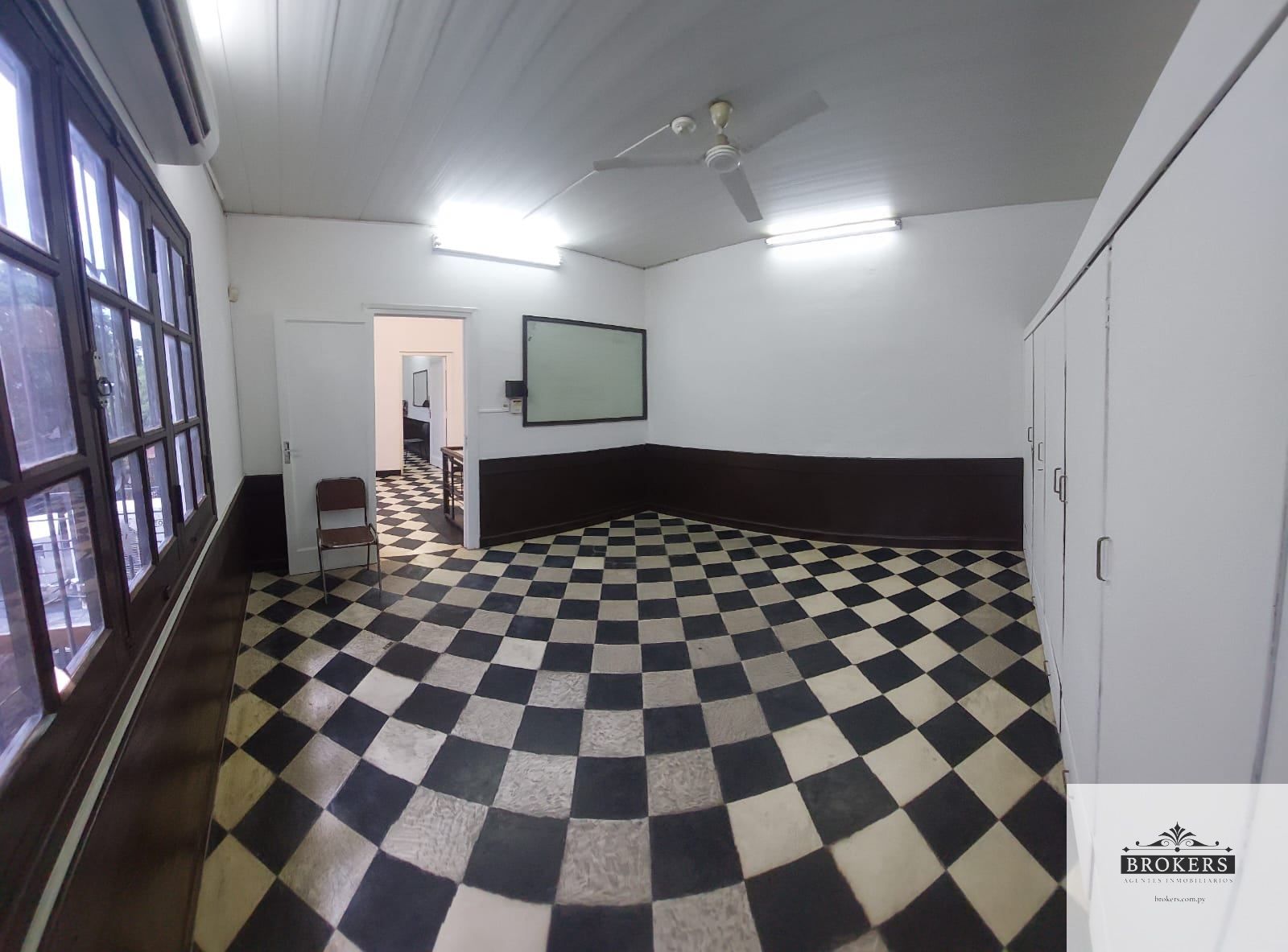 Alquilo Casa - Oficina 6 habitac. ubicada en Barrio Ciudad Nueva — foto 3
