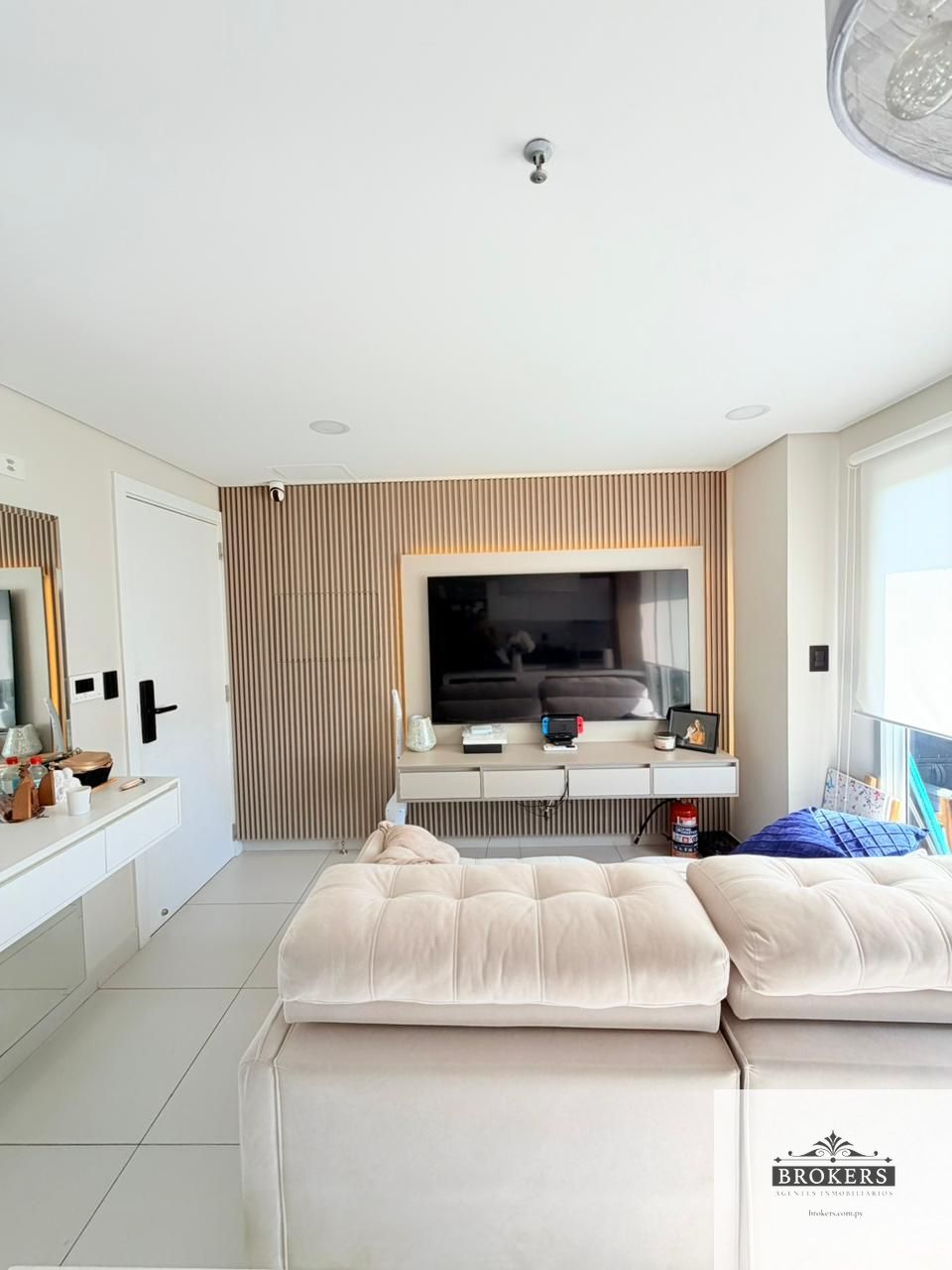 Alquilo Departamento Amoblado De 1 Dormitorio En Mcal Estigarribia — foto 3