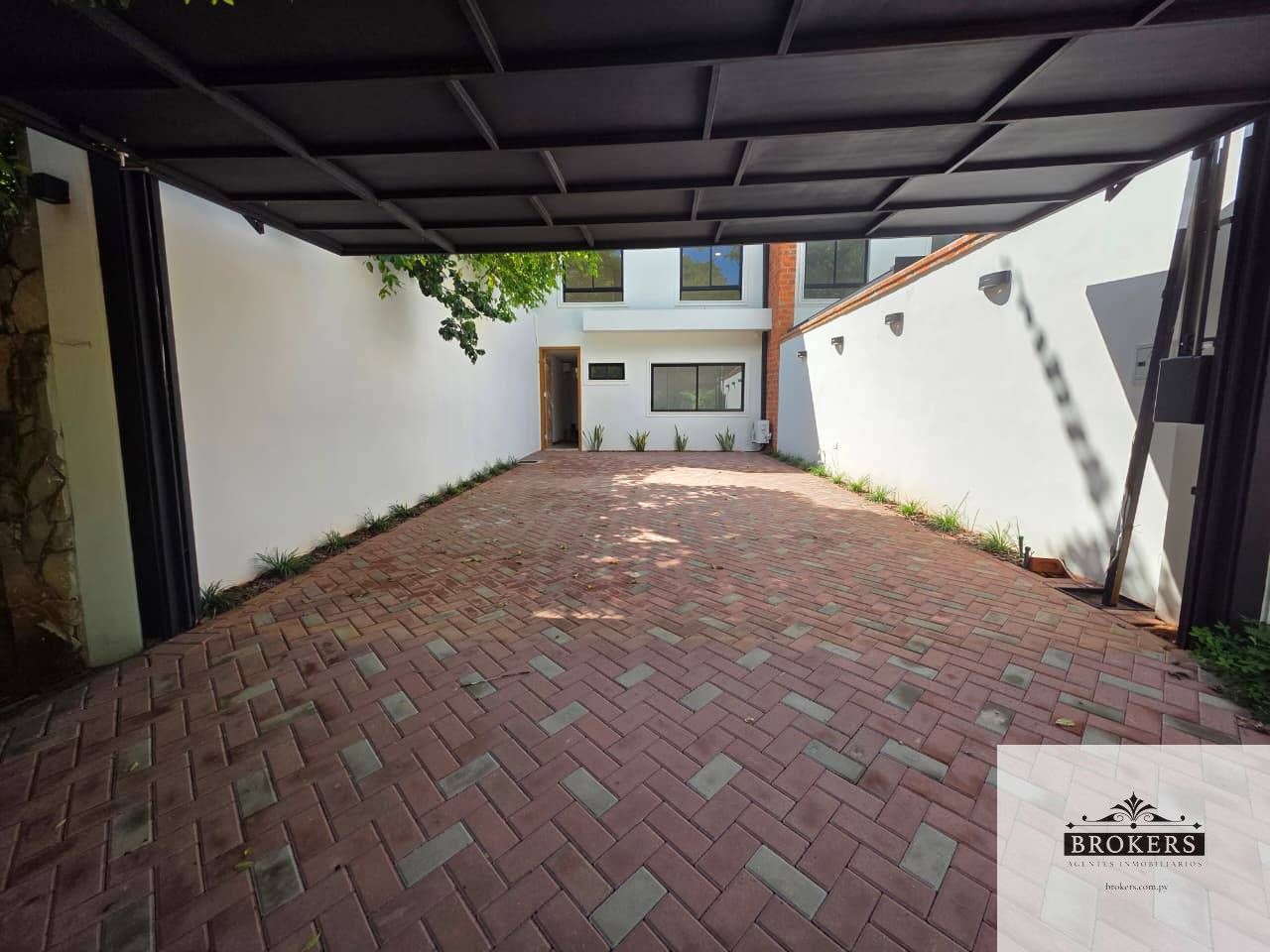 Casa en venta en Luque — foto 3
