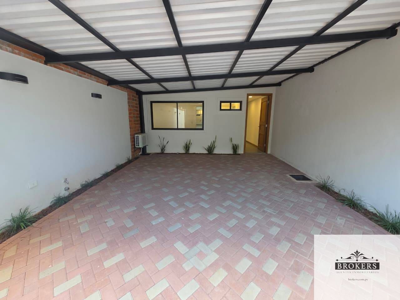 Casa en venta en Luque — foto 2