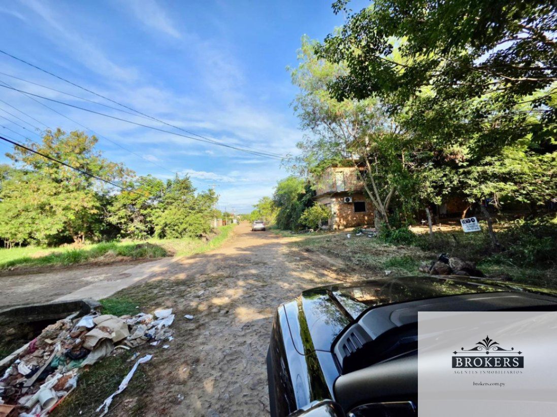 Vendo Amplio Terreno De 480 m2 En Limpio - Barrio Anahí — foto 3