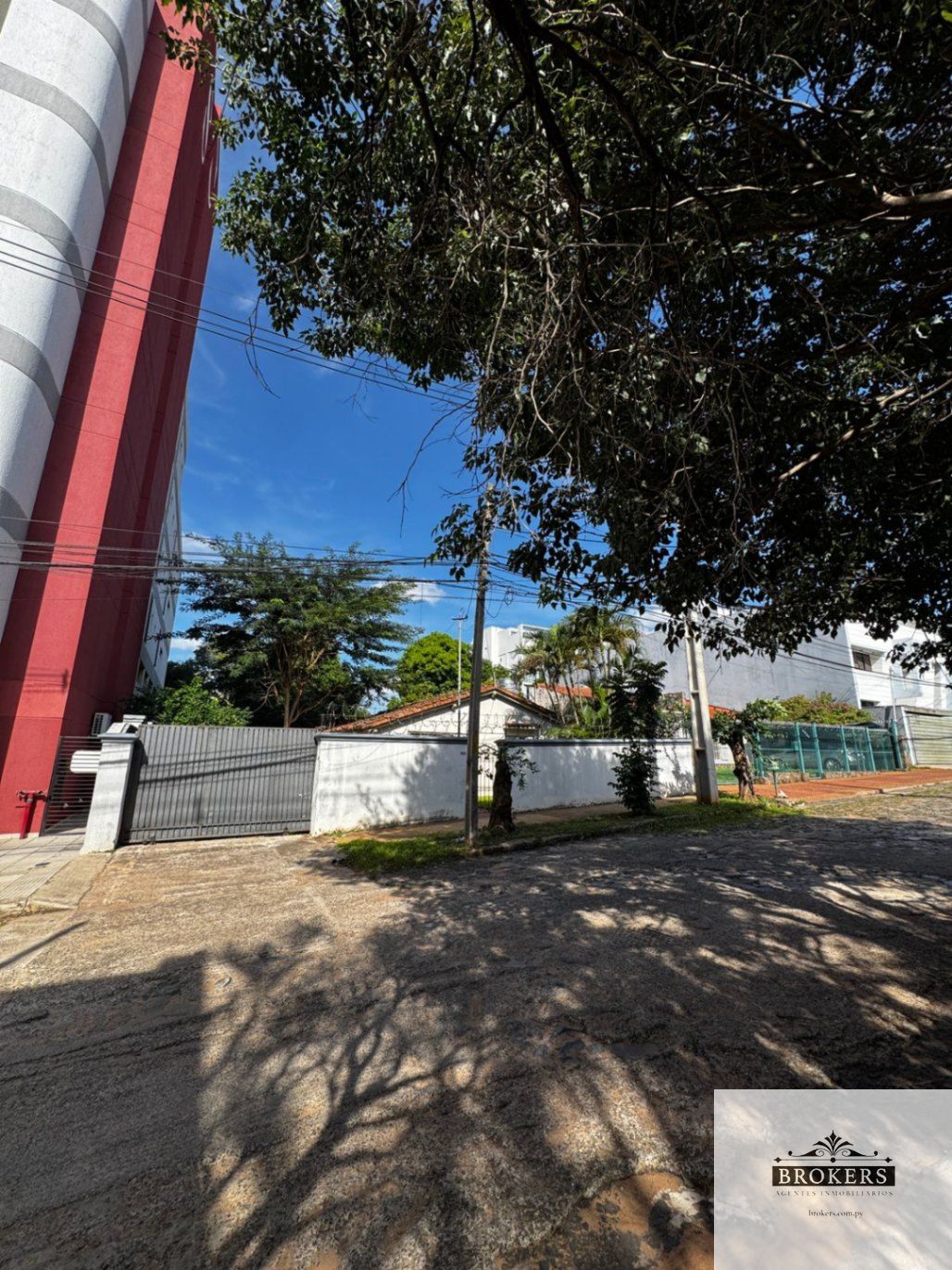 Vendo Terreno de 640m2 En el Corazón Del Barrio Las Lomas — foto 2