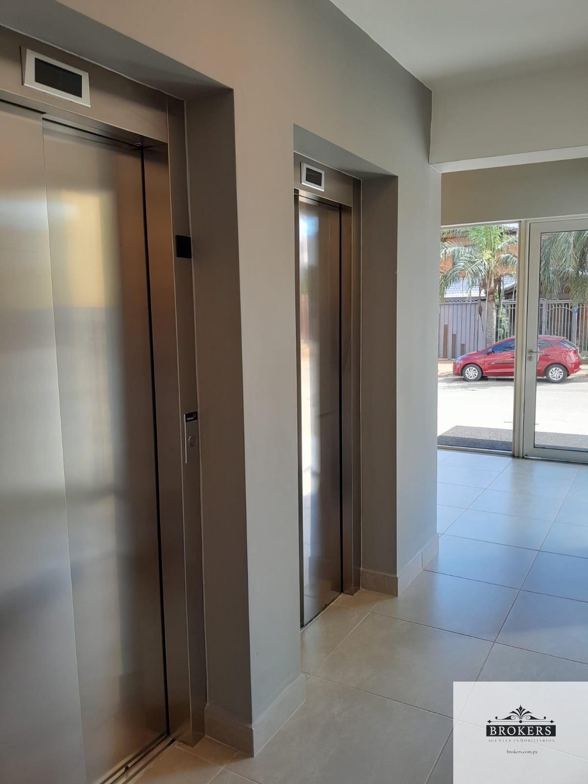 Alquilo Monoambiente Full Equipado, Zona UMAX M.R. Alonso. — foto 2
