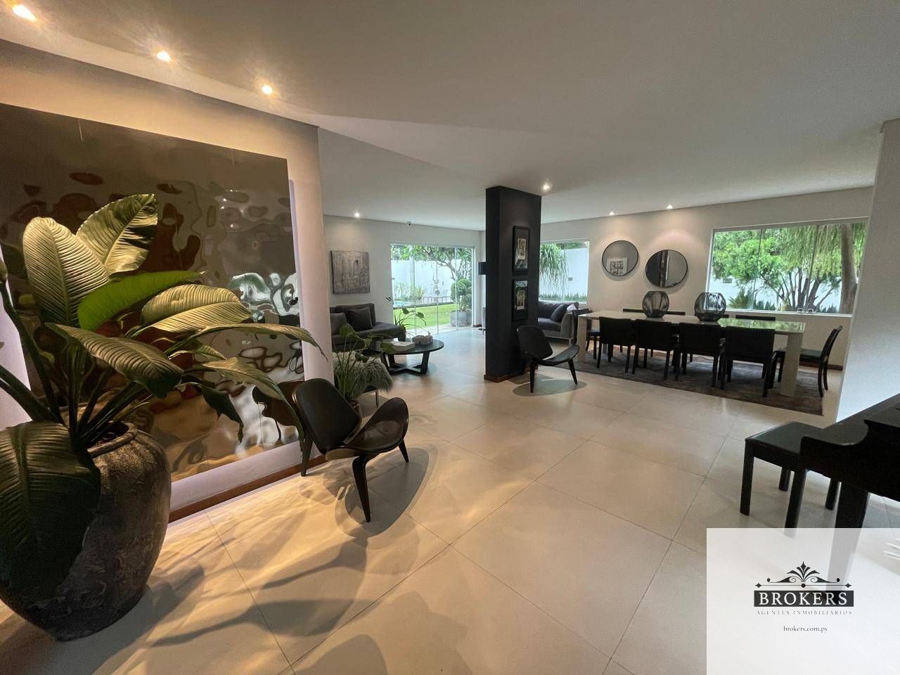 Alquilo Exclusiva Casa Amoblada De 4 Dormitorios Con Piscina En Fdo Zona Norte — foto 2