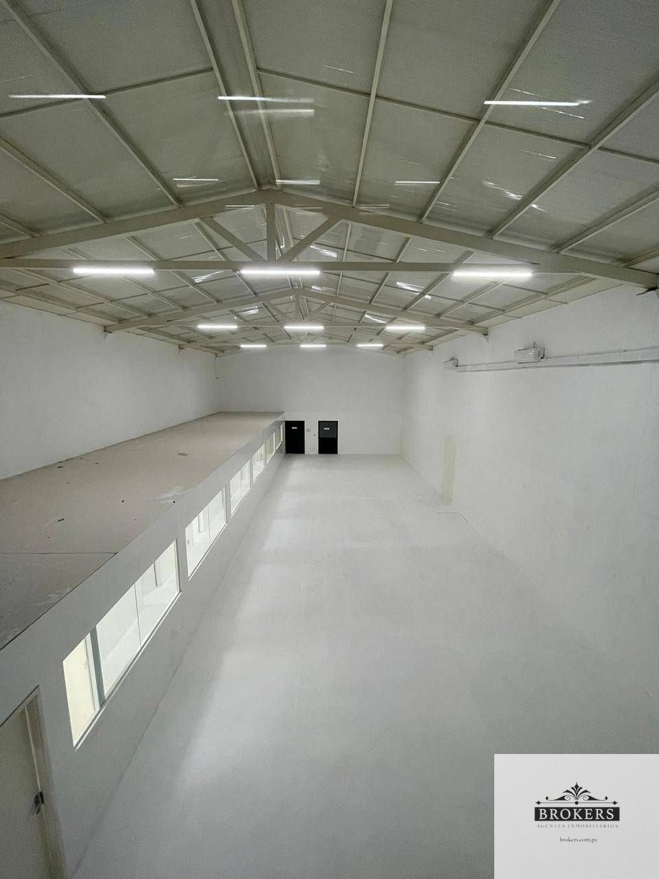 Alquilo Deposito De 300 m2 Climatizado Con PCI, Camara Fria y Generador Propio — foto 3