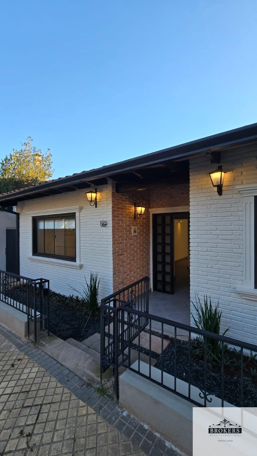 Alquilo Casa Refaccionada En Las Lomas toda en Planta Baja — foto 2