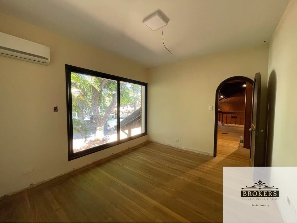 Alquilo Espectacular Casa Para Oficina Sobre Mcal López — foto 3