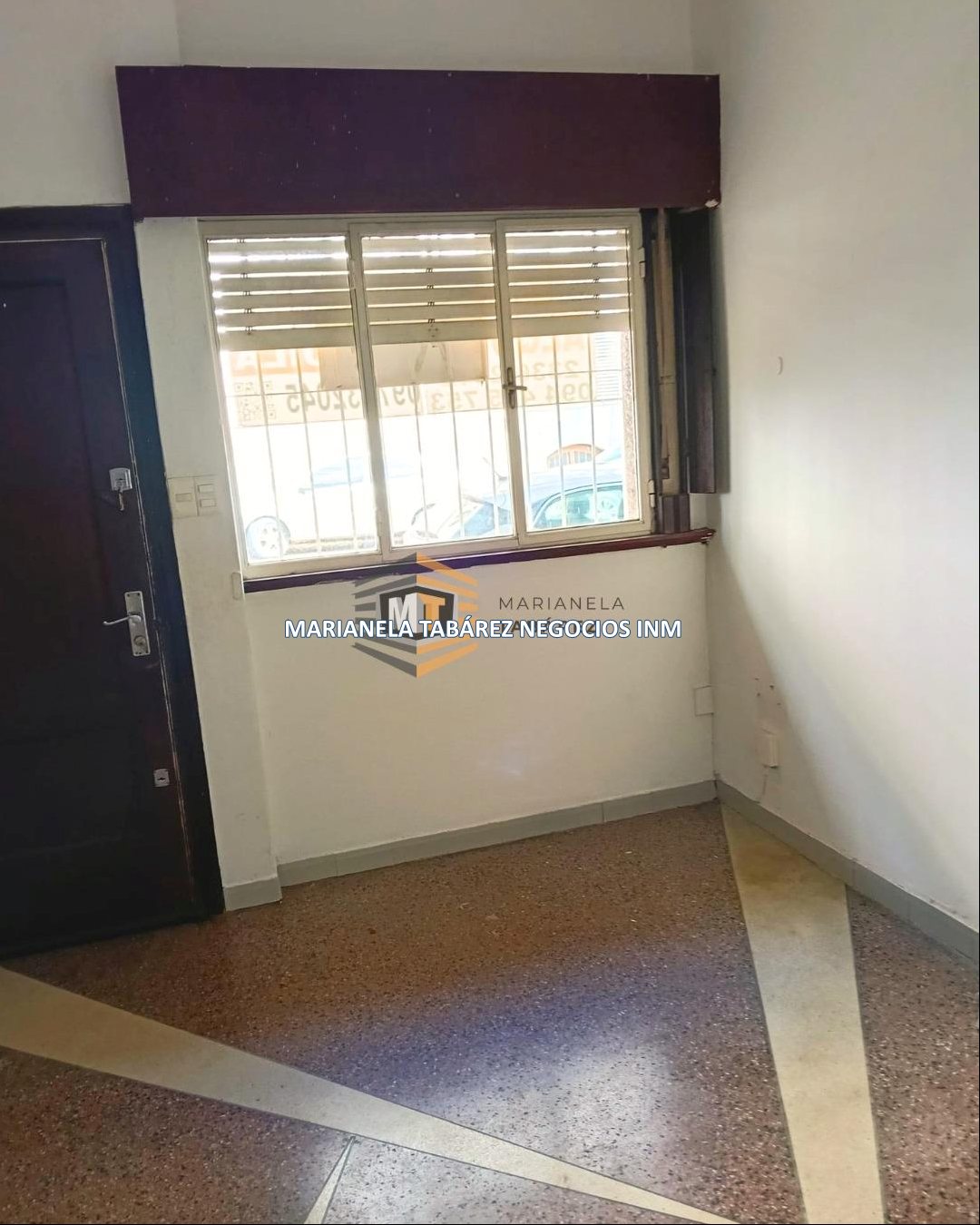 Alquiler Hermosa Casa 1 dorm.   al frente en Parque Rodo, con 2 patios y a pasos de Facultad Comunicación y  economía · Foto 10