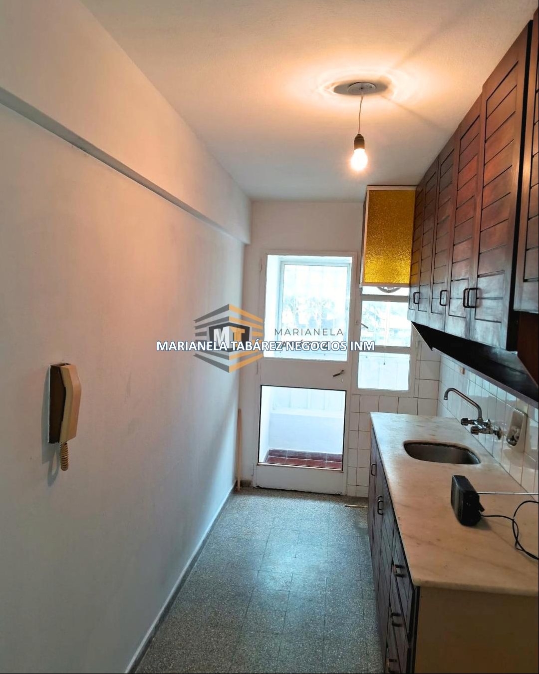 Alquiler apartamento 2 dormitorios al frente , a pasos de Nuevocentro · Foto 4