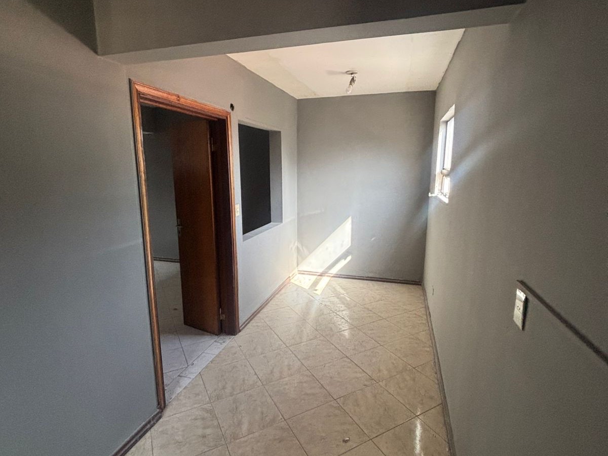 OFICINA BARRIO VILLAMORRA — foto 2